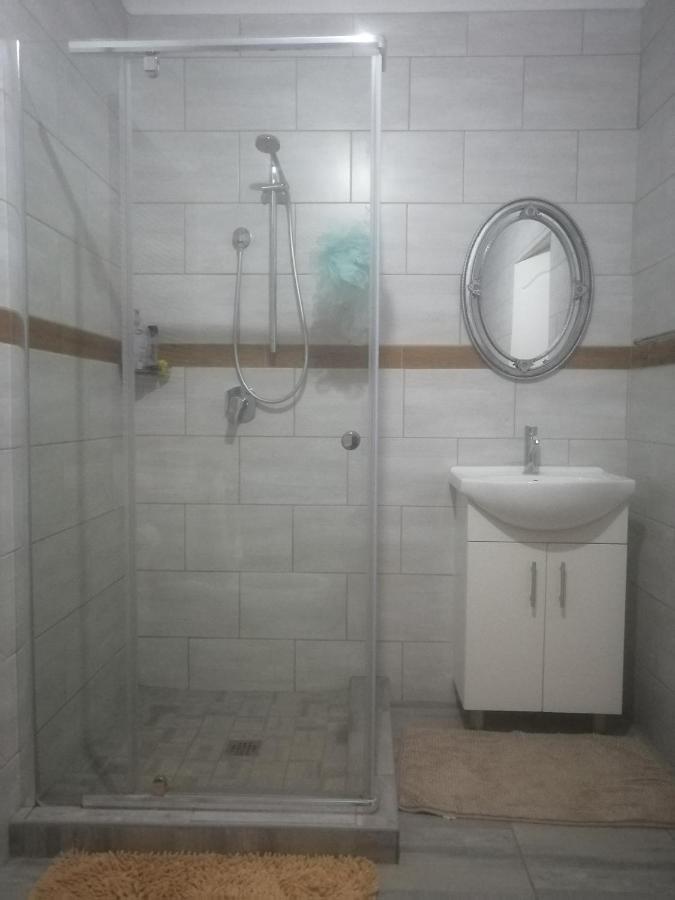 Lala Poa Guest House Klerksdorp Buitenkant foto